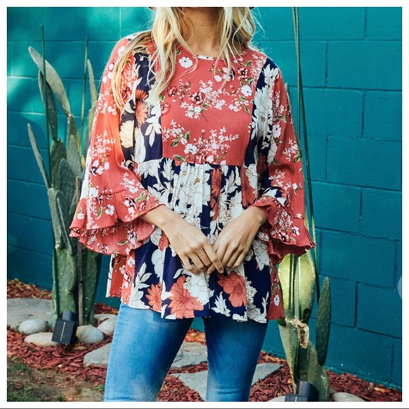 Fabulous Chic Floral Print color block tunic top - Picture 3 of 6